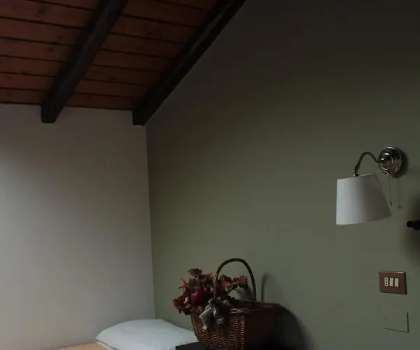 Bed & Breakfast Da Laura Brunate