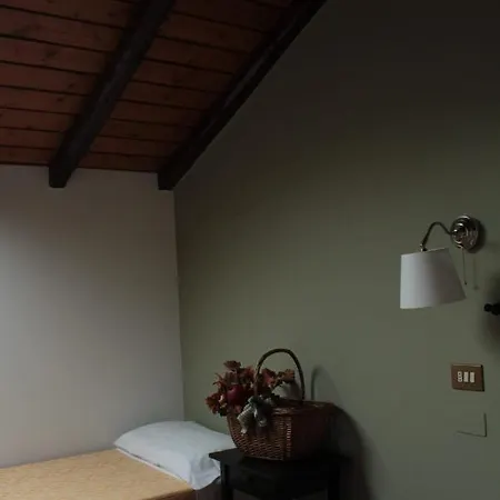 Bed & Breakfast Da Laura Brunate